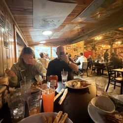 Hungry Hiker Bar & Grill
