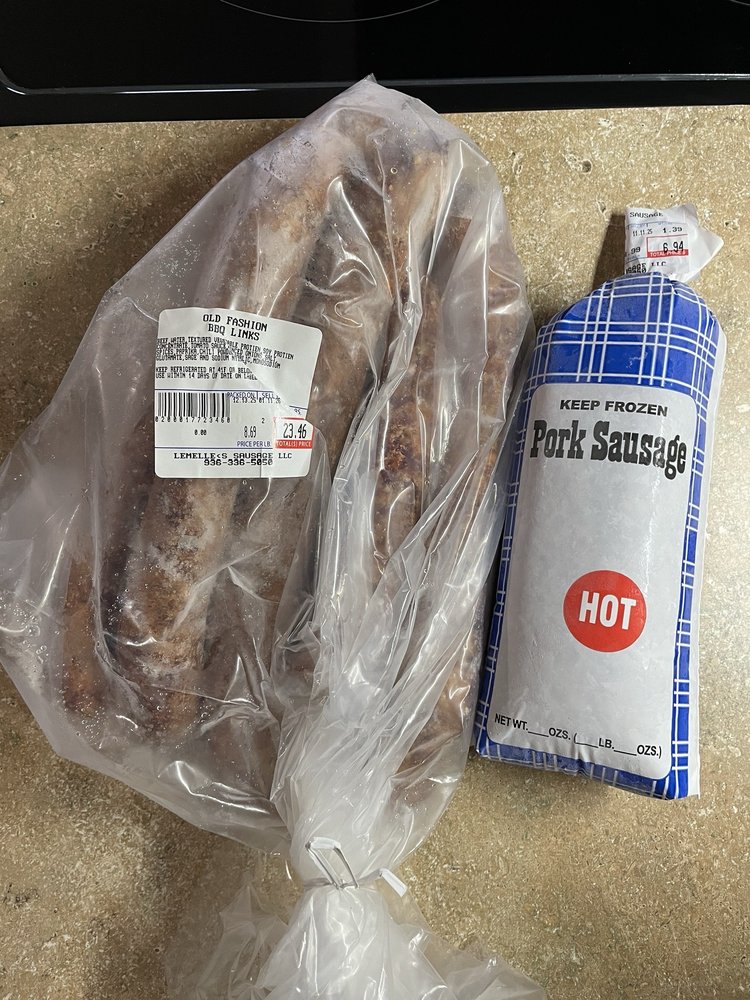 Lemelle's Sausage Logo