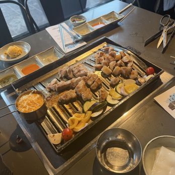 Quarters Korean BBQ - Korean Near Me - Los Angeles, California Quarters Korean BBQ - Korean Near Me - Los Angeles, California