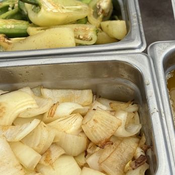 Happy Diner - Grilled Onions and Chiles - Breakfast & Brunch Near Me - Los Angeles, California