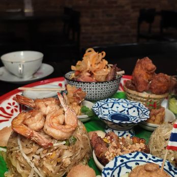 Cafe Chili - Thai Near Me - Brooklyn, New York