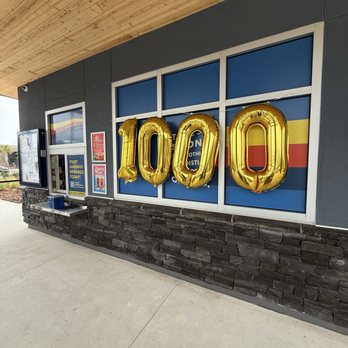 Dutch Bros Coffee - Walk up window - Juice Bars & Smoothies Near Me - Orlando, Florida
