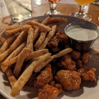 HopCat - Honey sriracha wing with fries - Beer Bar Near Me - Kalamazoo, Michigan HopCat - Honey sriracha wing with fries - Beer Bar Near Me - Kalamazoo, Michigan