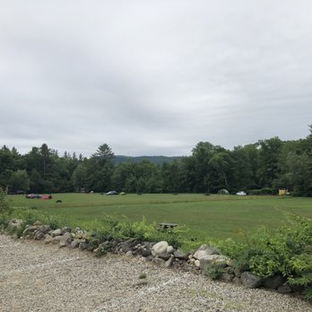 Barn Door Hostel - Hostels Near Me - Rumney, New Hampshire