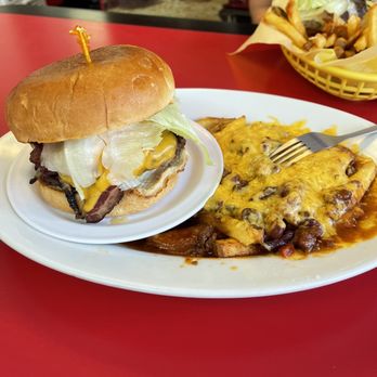 Cedar Glen Malt Shop - Pastrami burger and chili cheese fries - American Near Me - Cedar Glen, California