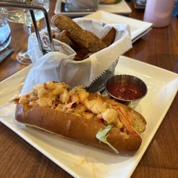 Lobster Roll Lobster Roll
