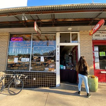 Idlewild Coffee - Outside ordering area - Coffee & Tea Near Me - Austin, Texas
