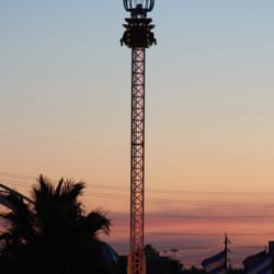 Castles N' Coasters - Sky Diver