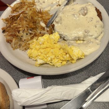 Stownut Donut & Diner - Country Fried Steak - Donuts Near Me - Stow, Ohio Stownut Donut & Diner - Country Fried Steak - Donuts Near Me - Stow, Ohio