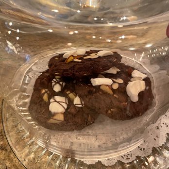 Le Chocolat Du Bouchard - Cookies - Chocolatiers & Shops Near Me - Naperville, Illinois Le Chocolat Du Bouchard - Cookies - Chocolatiers & Shops Near Me - Naperville, Illinois