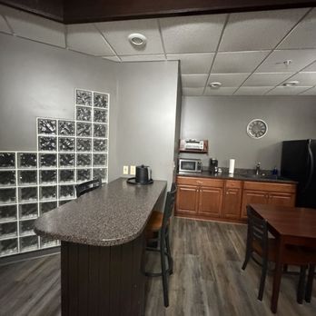 Best Western Plus Plattsburgh - Hotels Near Me - Plattsburgh, New York Best Western Plus Plattsburgh - Hotels Near Me - Plattsburgh, New York