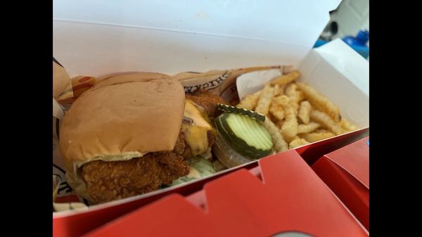 Dave's Hot Chicken by null