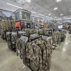Sportsman's Warehouse