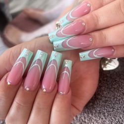 Annie Nails & Spa - Tiffany the look by Emily