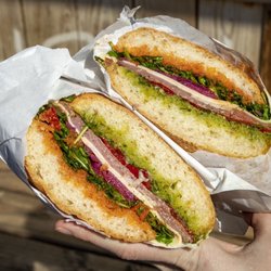 Bodega Pdx - The Carmela