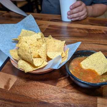 Mar Y Mar - free chips - Mexican Near Me - San Bruno, California