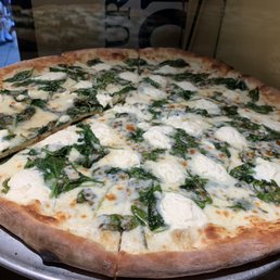 Spinach White Pizza