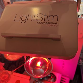 J Queen Studio - Medical light therapy - Skin Care Near Me - Fort Lauderdale, Florida J Queen Studio - Medical light therapy - Skin Care Near Me - Fort Lauderdale, Florida