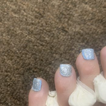 Kim's Nails - Uneven polish - Nail Salons Near Me - Los Angeles, California