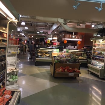 IGA Louise Ménard - Grocery Near Me - Montreal, Quebec