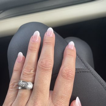 Tips & Toes Nail Salon & Spa - Ombré pink and white gel polish, oval shape, acrylic nails - Nail Salons Near Me - Redmond, Washington Tips & Toes Nail Salon & Spa - Ombré pink and white gel polish, oval shape, acrylic nails - Nail Salons Near Me - Redmond, Washington