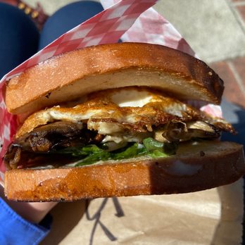 Dad's Luncheonette - Mushroom sandwich - New American Near Me - Half Moon Bay, California Dad's Luncheonette - Mushroom sandwich - New American Near Me - Half Moon Bay, California