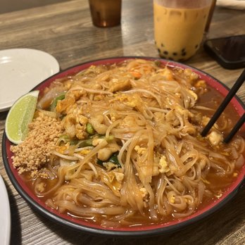 Saigon Cafe - N4 Pad Thai Noodle - Vietnamese Near Me - Decatur, Georgia Saigon Cafe - N4 Pad Thai Noodle - Vietnamese Near Me - Decatur, Georgia