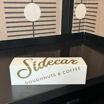 Sidecar Doughnuts & Coffee - Box of 6 donuts - Donuts Near Me - Pasadena, California
