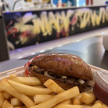Smack Town - Burgers Near Me - Vancouver, Washington