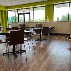 Salata - Dining room