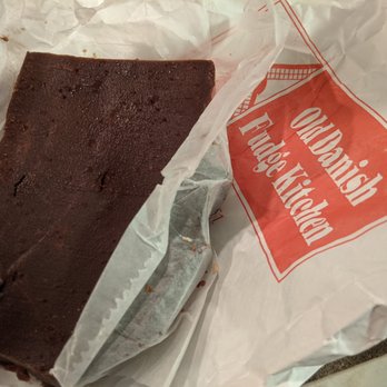Old Danish Fudge Kitchen - Desserts Near Me - Solvang, California