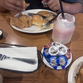 Loaded Cafe - Bellflower - Breakfast & Brunch Near Me - Bellflower, California Loaded Cafe - Bellflower - Breakfast & Brunch Near Me - Bellflower, California
