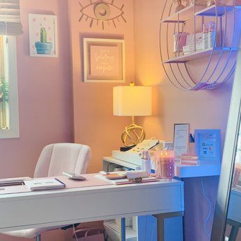 LBV Studios - Eyelash Service Near Me - Crystal Lake , Illinois