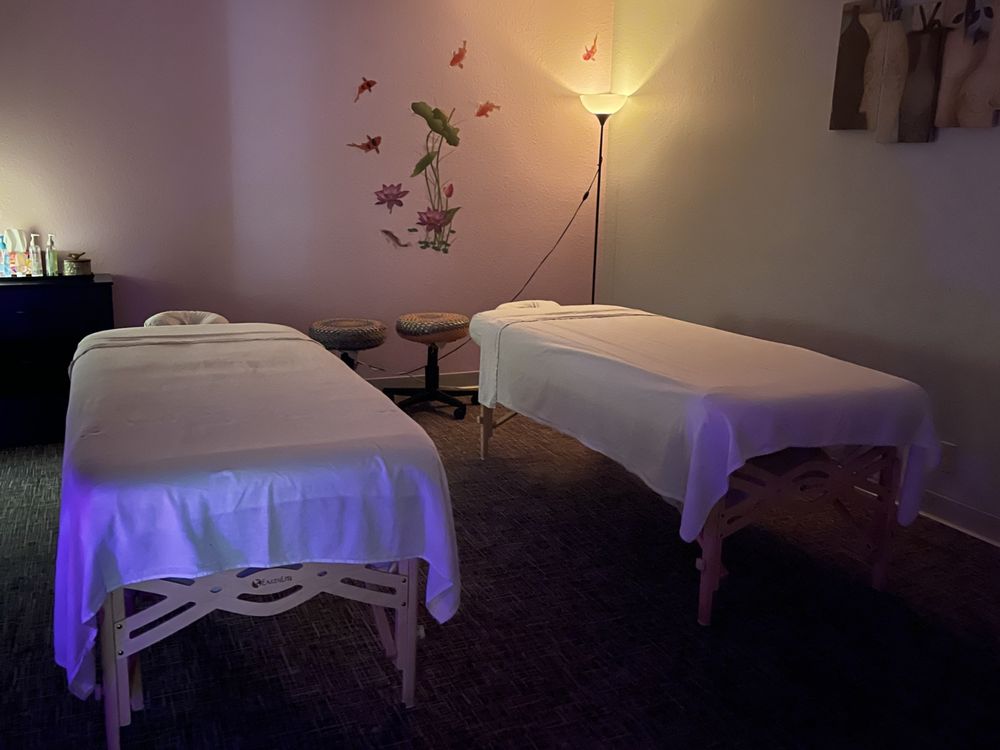 Oriental Oasis Massage Logo