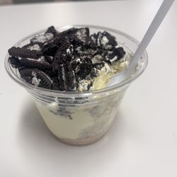 Lasherie Nicole’s Cheesecake Boutique