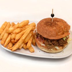 Fiesta Modern Mexican - Pulled Beef Burger