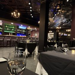 Seven Oaks Steak & Seafood - Seating and bar