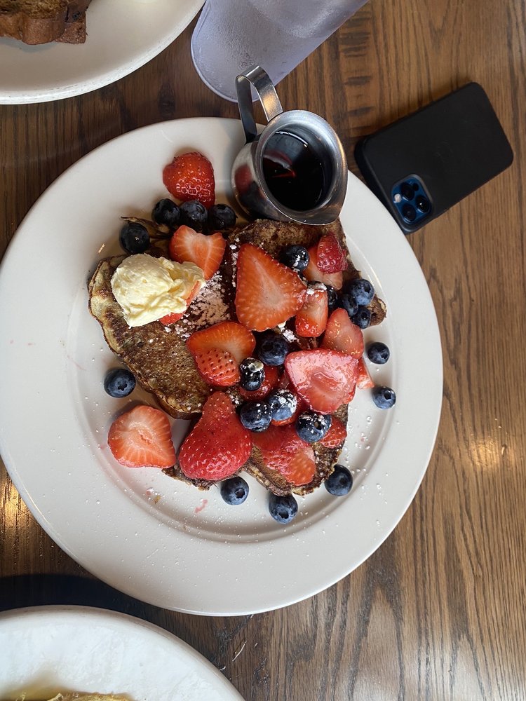 B3 BREAKFAST AND BURGER BAR 409 Photos & 568 Reviews 4027 196th St