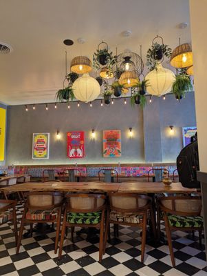 Bindaas Indian Restaurant Sports Bar & Dukaan by null