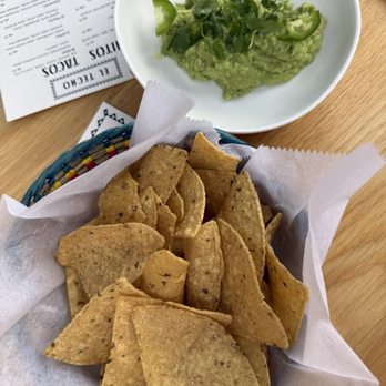 El Techo - Guacamole served with totopos - Mexican Near Me - Philadelphia, Pennsylvania