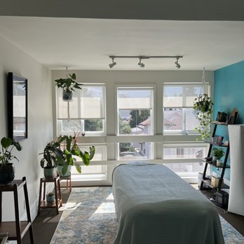 Akasha Christy CMT - Front view of the office - Massage Therapy Near Me - Oakland, California Akasha Christy CMT - Front view of the office - Massage Therapy Near Me - Oakland, California