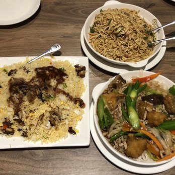 Congee Queen - Empress Fried Rice, E-Fu Noodle with Crab Meat & Rice Noodle with Grouper! - Chinese Near Me - Mississauga, Ontario Congee Queen - Empress Fried Rice, E-Fu Noodle with Crab Meat & Rice Noodle with Grouper! - Chinese Near Me - Mississauga, Ontario