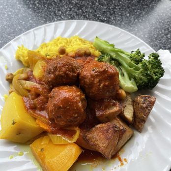 Le Casablanca - Meatball with veggies - Moroccan Near Me - Ottawa, Ontario Le Casablanca - Meatball with veggies - Moroccan Near Me - Ottawa, Ontario