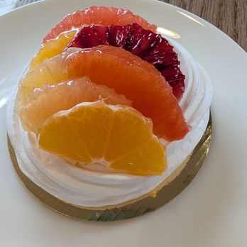 Sarmentine - Organic French Bakery - Pavlova - Bakeries Near Me - Petaluma, California