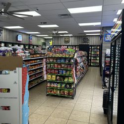 Renee’s Liquor and Market