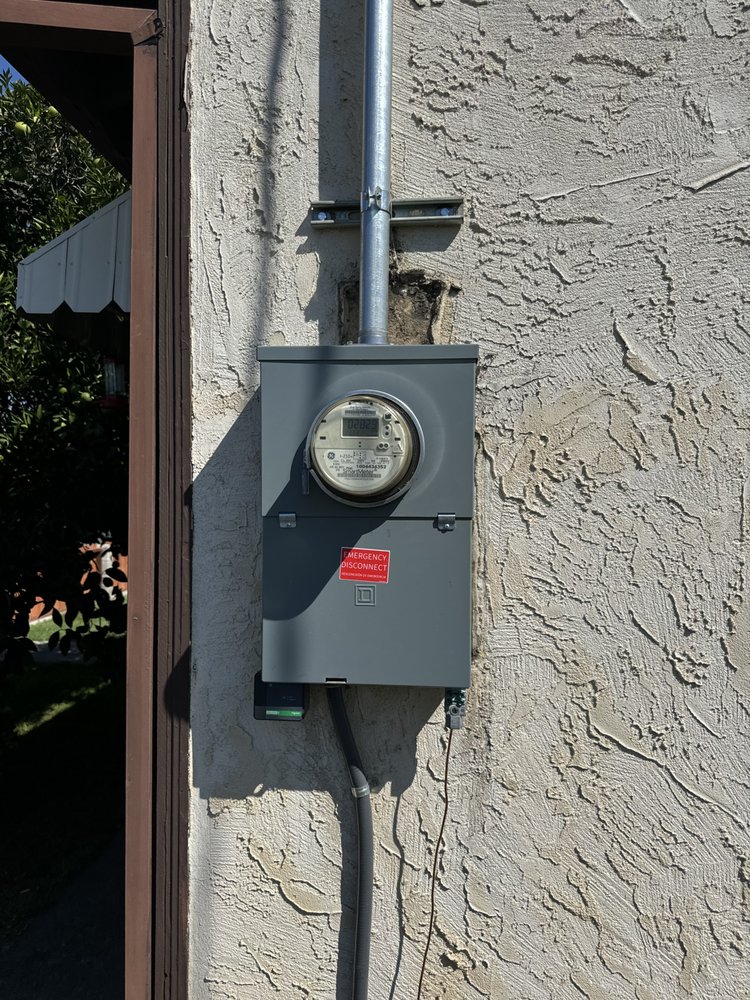 Slide of FMG-Electric