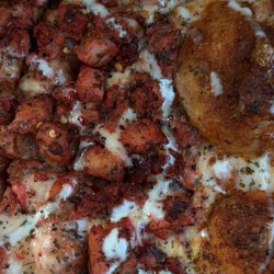 Samuel Mancino's Italian Eatery - Butter Chicken Pizza 12"