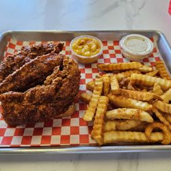 Al's Hot Chicken - Tenders combo