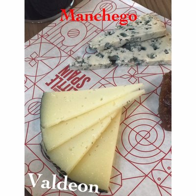 Spanish Diner at Mercado Little Spain by null