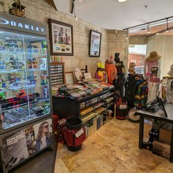 Royal Hawaiian Golf Shop